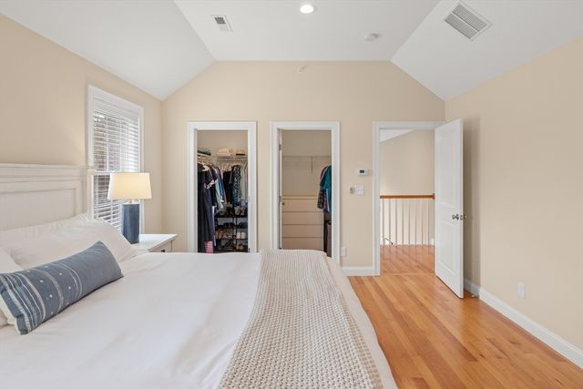 12 Poplar Hill Cir, Merrimac, MA 01860