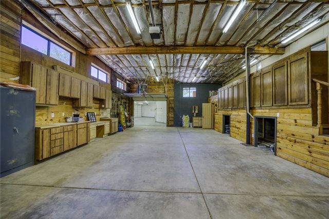 6723 E Knob Hill Drive, Kingman, AZ 86401