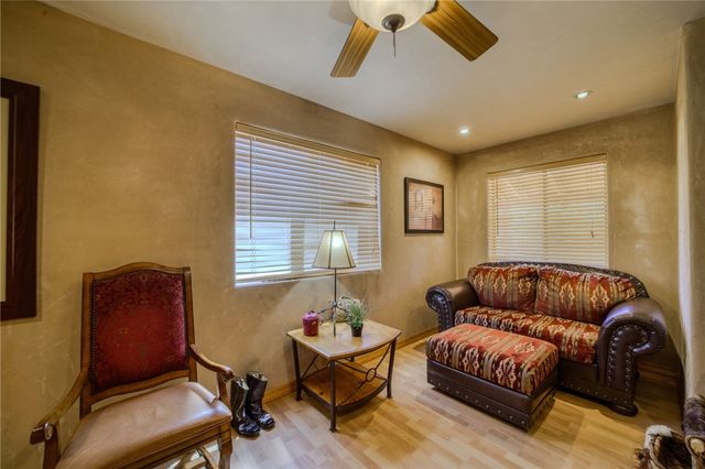 6723 E Knob Hill Drive, Kingman, AZ 86401