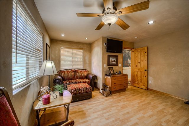 6723 E Knob Hill Drive, Kingman, AZ 86401