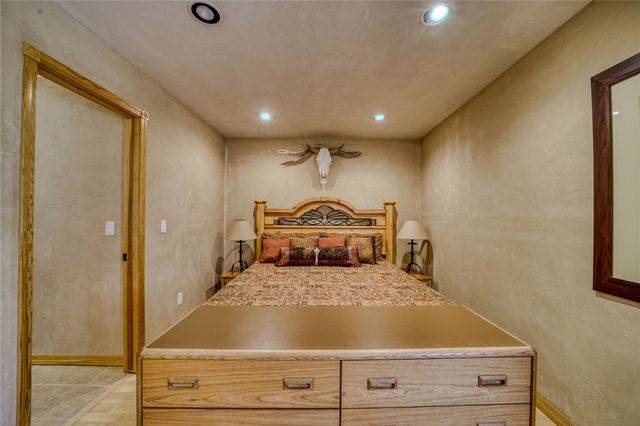 6723 E Knob Hill Drive, Kingman, AZ 86401