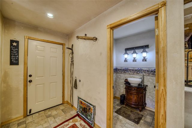 6723 E Knob Hill Drive, Kingman, AZ 86401