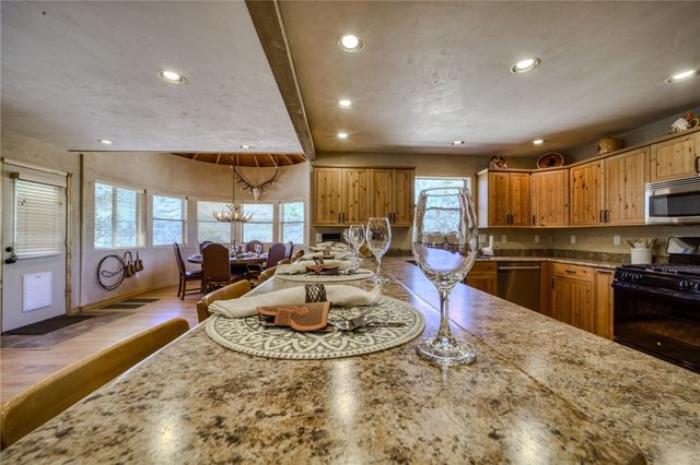 6723 E Knob Hill Drive, Kingman, AZ 86401
