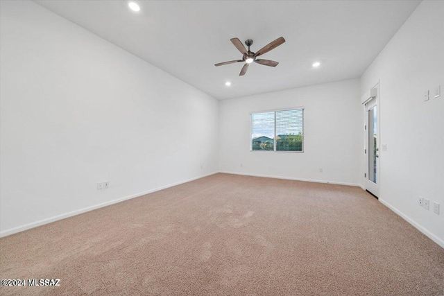 10623 N Iron Peak Drive, Tucson, AZ 85742