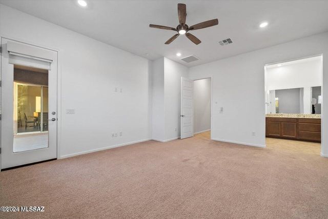 10623 N Iron Peak Drive, Tucson, AZ 85742