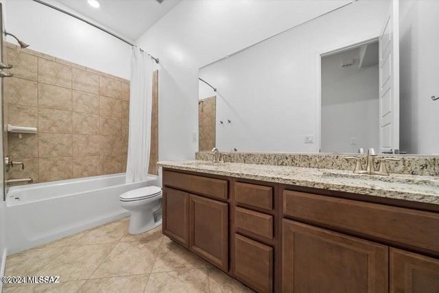 10623 N Iron Peak Drive, Tucson, AZ 85742