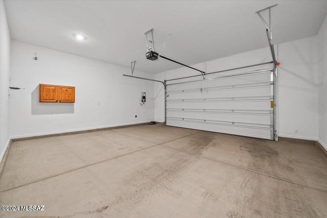 10623 N Iron Peak Drive, Tucson, AZ 85742