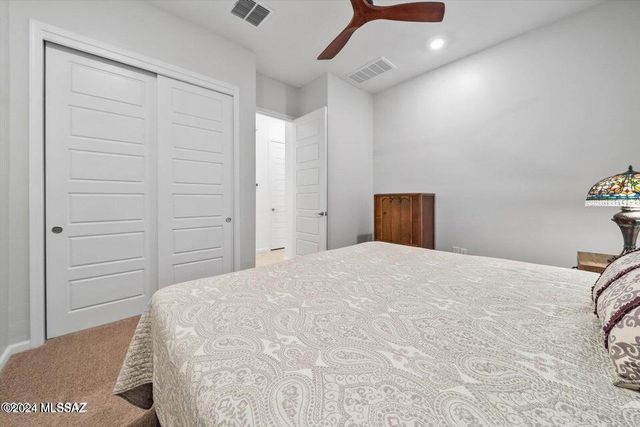 10623 N Iron Peak Drive, Tucson, AZ 85742