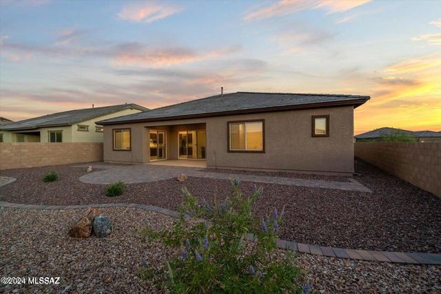 10623 N Iron Peak Drive, Tucson, AZ 85742