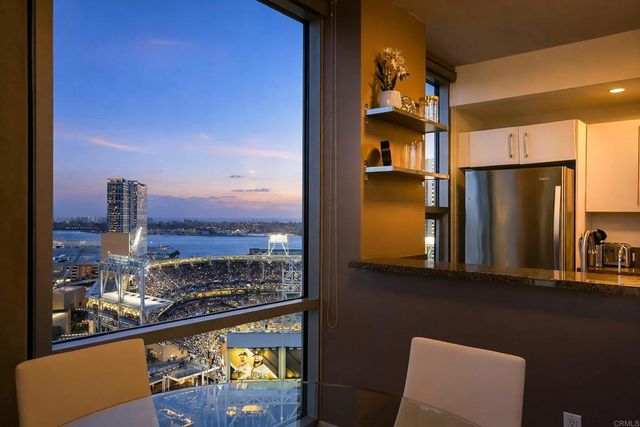 321 10Th Avenue 2107, San Diego, CA 92101