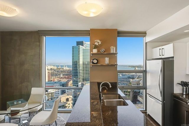 321 10Th Avenue 2107, San Diego, CA 92101