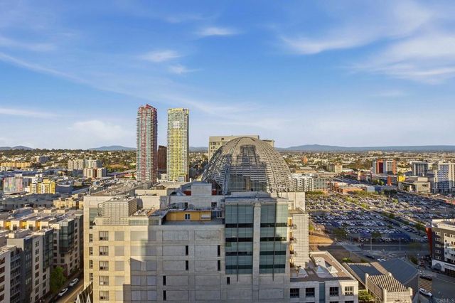 321 10Th Avenue 2107, San Diego, CA 92101