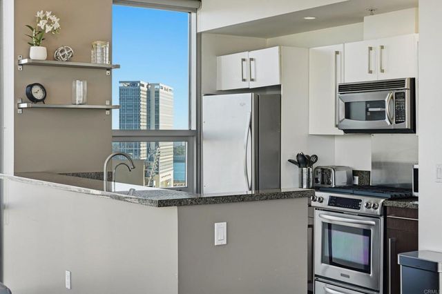 321 10Th Avenue 2107, San Diego, CA 92101