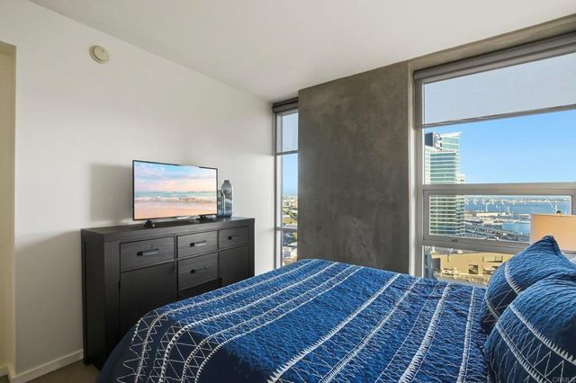 321 10Th Avenue 2107, San Diego, CA 92101