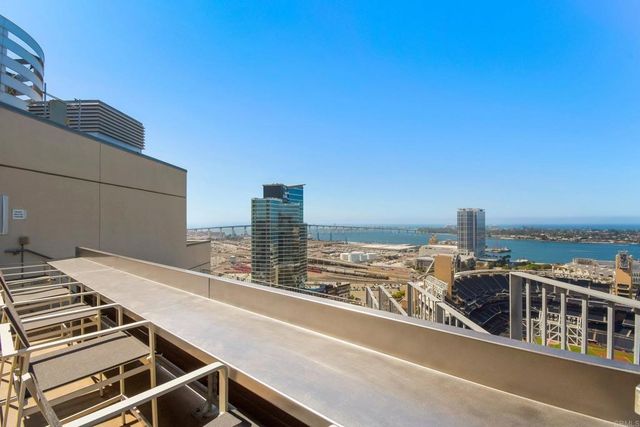 321 10Th Avenue 2107, San Diego, CA 92101