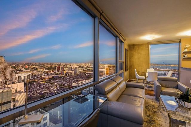 321 10Th Avenue 2107, San Diego, CA 92101