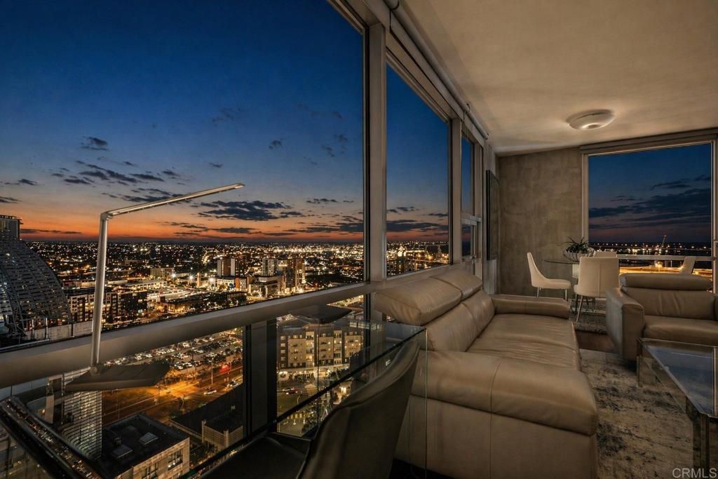 321 10Th Avenue 2107, San Diego, CA 92101