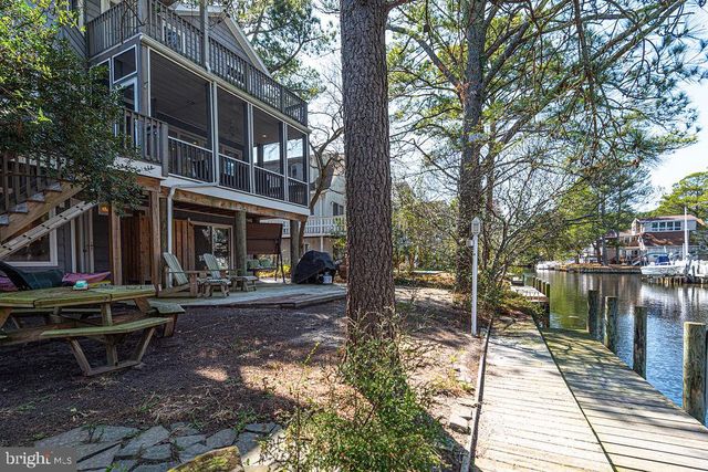 207 W 11TH ST, South Bethany, DE 19930