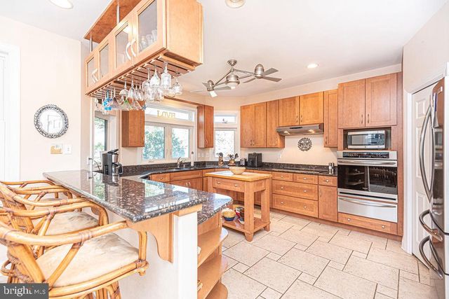 207 W 11TH ST, South Bethany, DE 19930