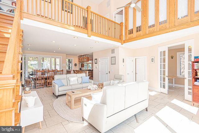 207 W 11TH ST, South Bethany, DE 19930