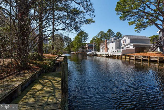 207 W 11TH ST, South Bethany, DE 19930