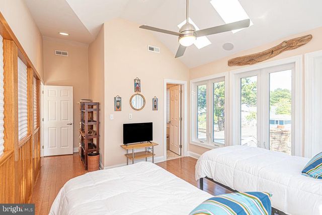 207 W 11TH ST, South Bethany, DE 19930