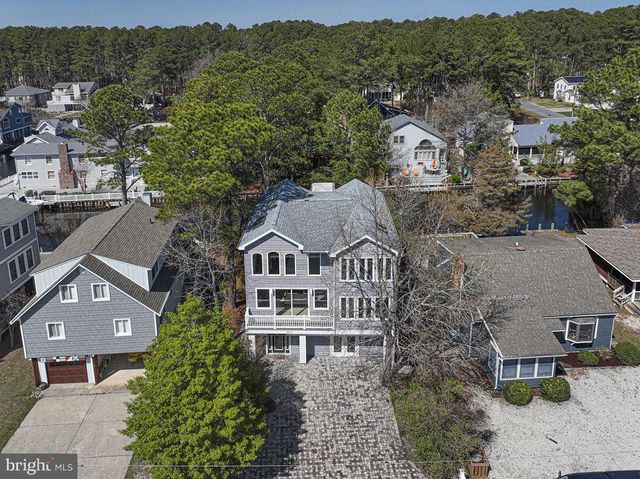 207 W 11TH ST, South Bethany, DE 19930