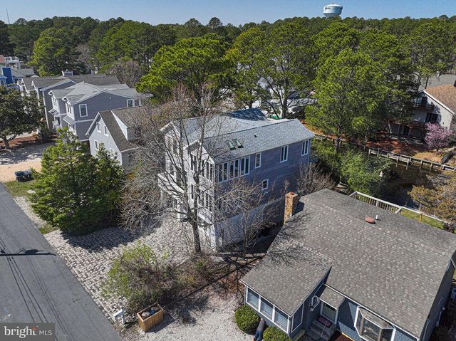 207 W 11TH ST, South Bethany, DE 19930