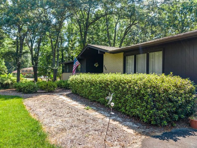 884 Beverly Drive, Spartanburg, SC 29303