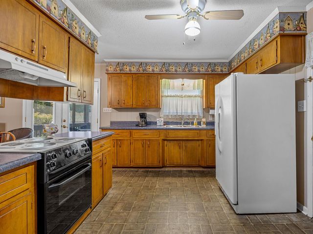 884 Beverly Drive, Spartanburg, SC 29303