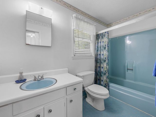 884 Beverly Drive, Spartanburg, SC 29303