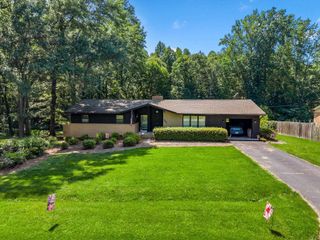 884 Beverly Drive, Spartanburg, SC 29303
