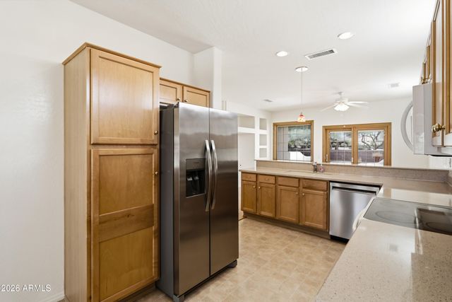 19951 N CRESCENT Way, Surprise, AZ 85374