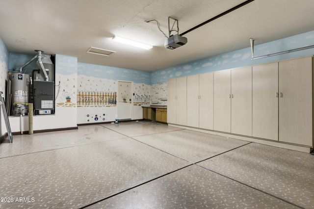 19951 N CRESCENT Way, Surprise, AZ 85374