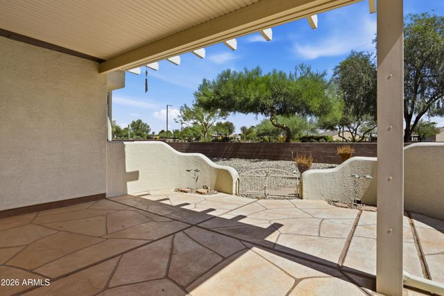 19951 N CRESCENT Way, Surprise, AZ 85374