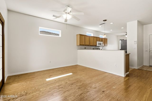 19951 N CRESCENT Way, Surprise, AZ 85374