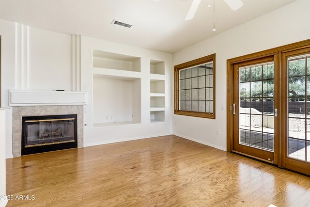19951 N CRESCENT Way, Surprise, AZ 85374