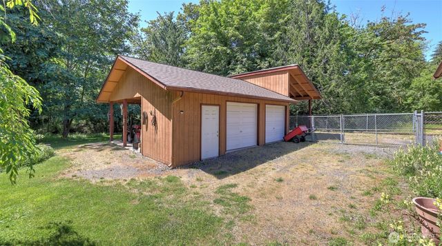 28121 197th Avenue SE, Kent, WA 98042