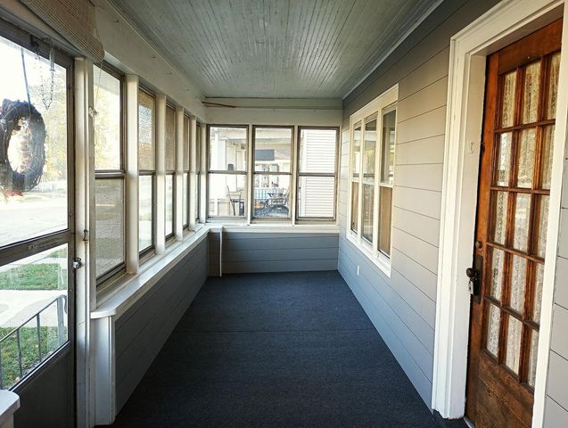 6720 31st AVENUE, Kenosha, WI 53142