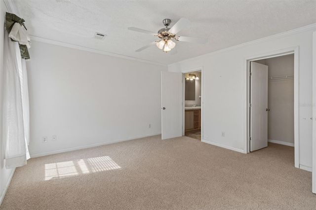 6735 RAVENWOOD STREET, Wesley Chapel, FL 33544