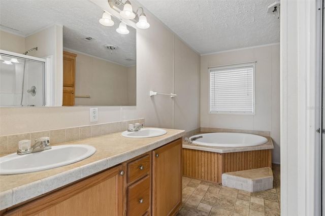 6735 RAVENWOOD STREET, Wesley Chapel, FL 33544