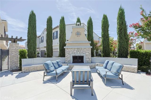 7060 Montecito Lane, Eastvale, CA 92880