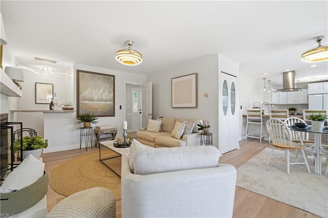 3501 Kings Lake DR, Virginia Beach, VA 23452