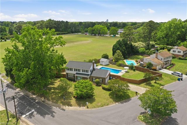 3501 Kings Lake DR, Virginia Beach, VA 23452