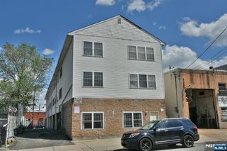911 Madison 8, Paterson, NJ 07524