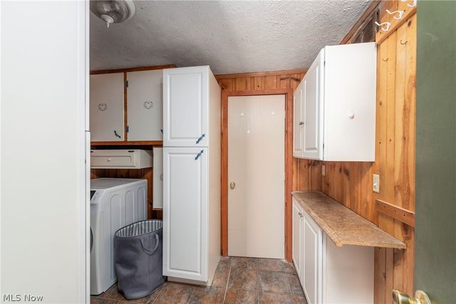 672 Jackson Street, Amherst, OH 44001