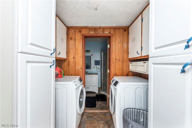 672 Jackson Street, Amherst, OH 44001