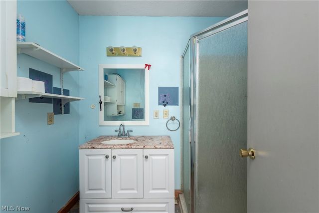 672 Jackson Street, Amherst, OH 44001
