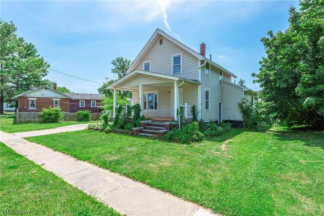 672 Jackson Street, Amherst, OH 44001