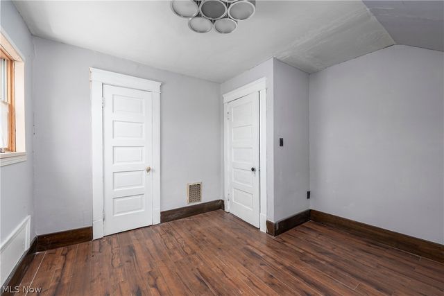 672 Jackson Street, Amherst, OH 44001